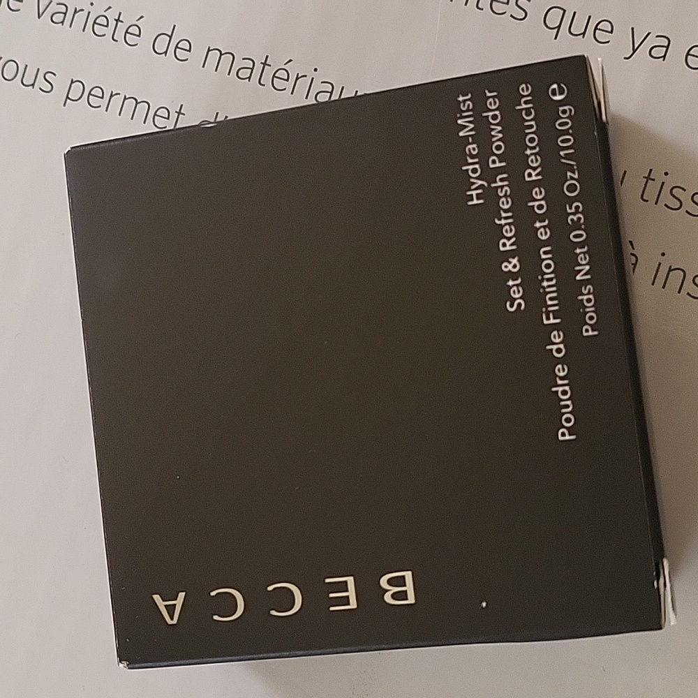 Brand New Becca Hydra-Mist Set Refresh Powder